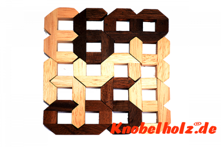 Zahlen Puzzle Holz Lösung Number Puzzle 1-9 in Holzboard mit den Maßen 14,2 x 14,0 x 1,5 cm samanea wooden brain teaser